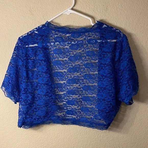 COC Women's Royal Blue Lace Shrug - Picture 4 of 4